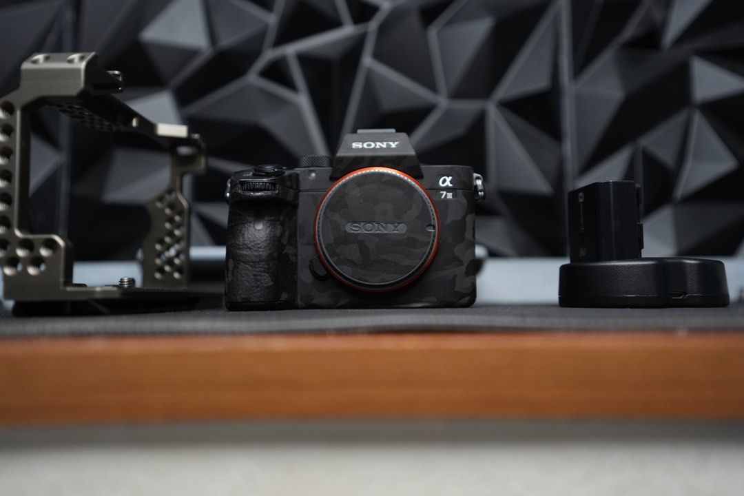 FOR SALE/TRADE SONY a7iii on Carousell