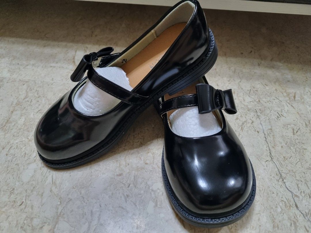 Girls mary jane sneakers hot sale