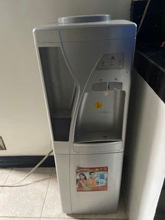 Hanabishi water dispenser