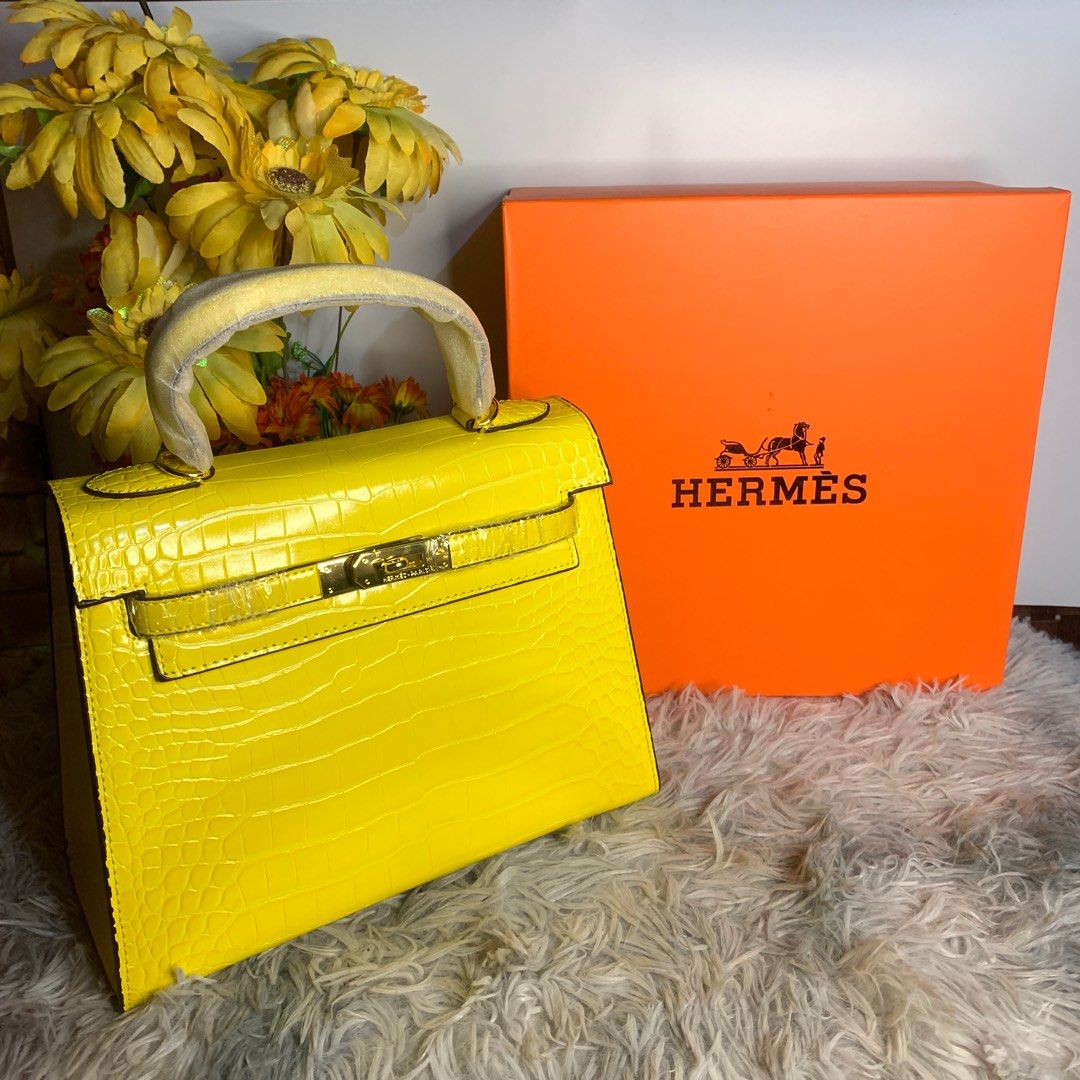 HERMES KELLY 19, Luxury, Bags & Wallets on Carousell
