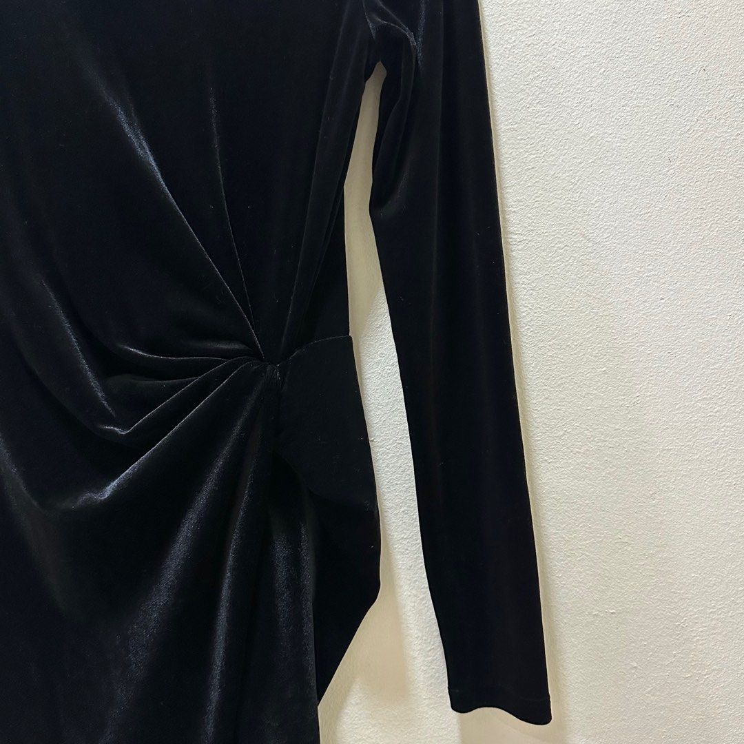 Black velvet evening online wrap