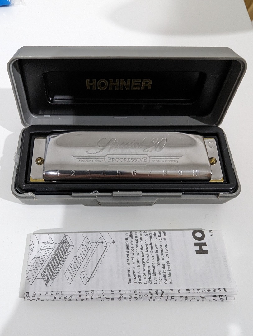 Hohner Special 20 Harmonica In The Key Of C., Hobbies & Toys, Music