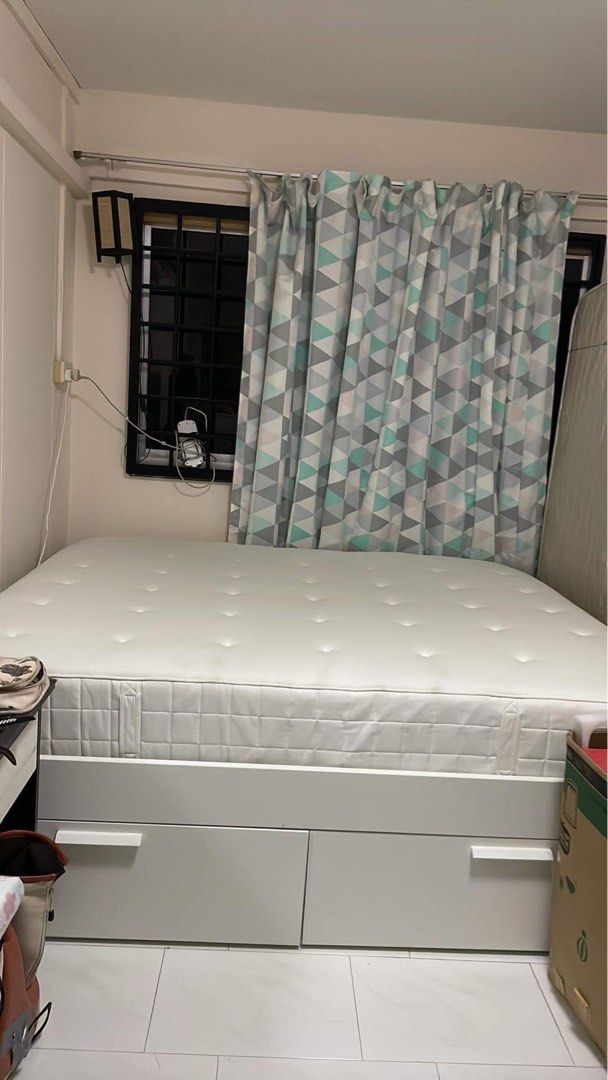 2nd hand king size sales bed for sale