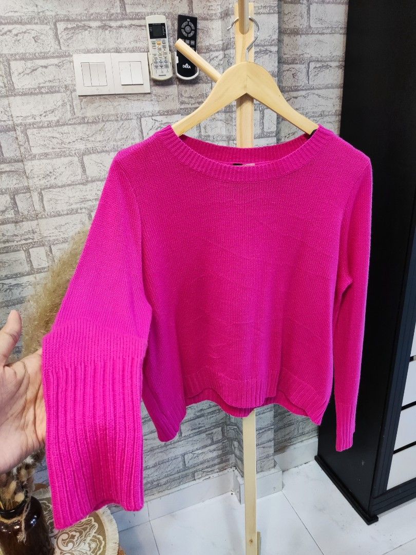 Hot pink knitwear online