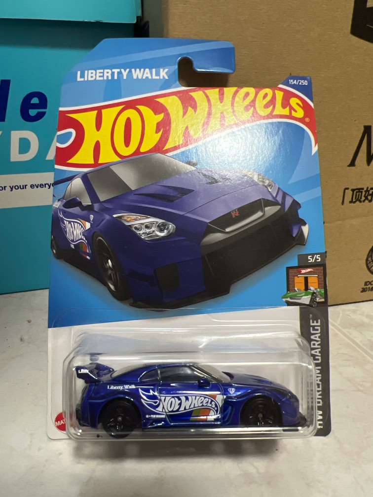 LBWORKS LBWK NISSAN GTR R35 || 1/64 HOT WHEELS Hotwheels, Hobbies ...