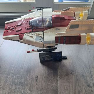 （分類：）位於 。 由 StarWarsLego 提交（商品編號 1249905669，圖片 1）。簡介： 。