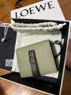 Louis Vuitton Cléa Wallet Galet Mahina