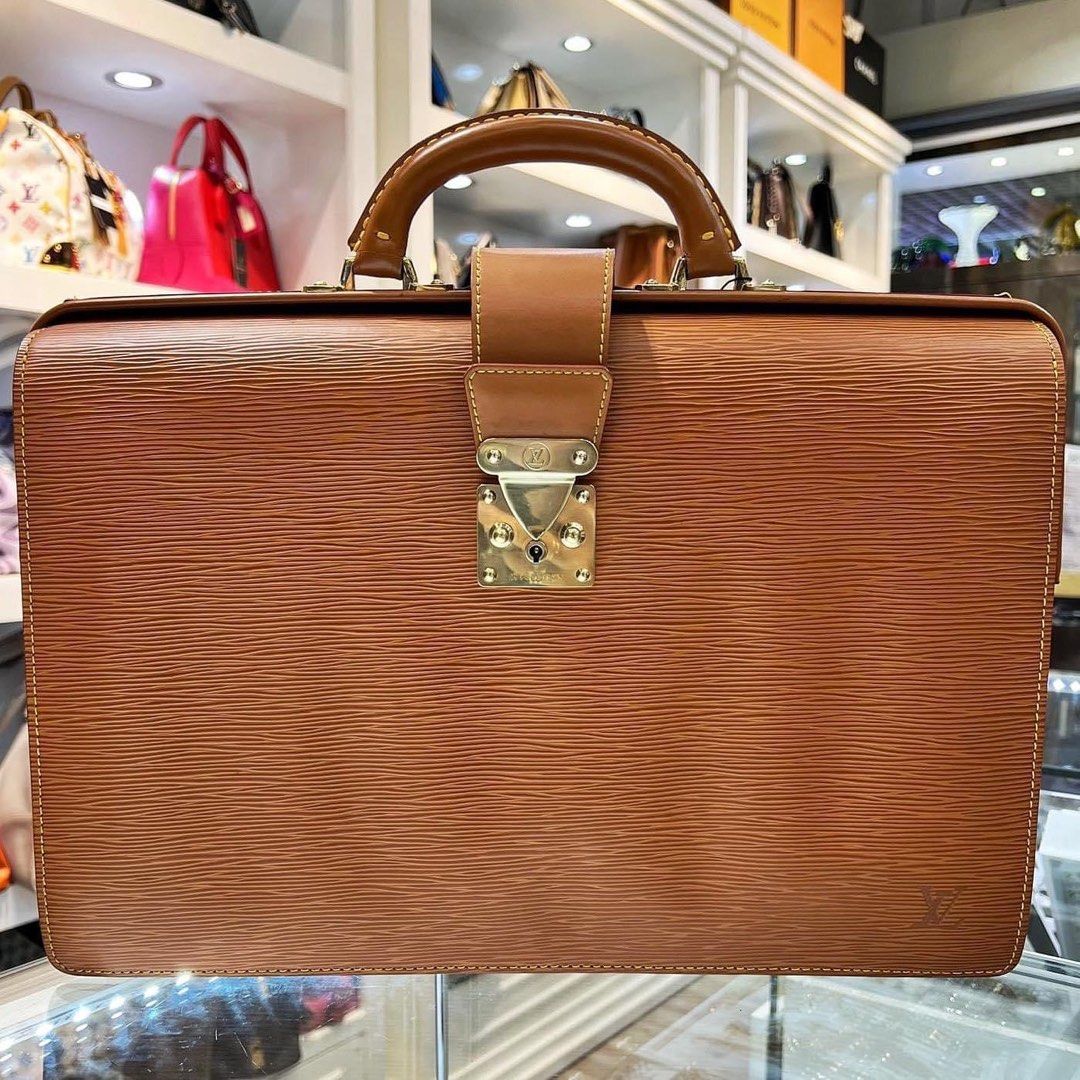 Louis Vuitton Tourterelle Empreinte Montsouris Backpack - Handbag | Pre-owned & Certified | used Second Hand | Unisex