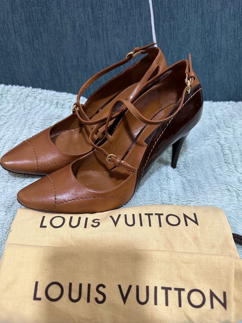 Louis Vuitton pre-owned brown padded monogram sandals - size EU 38 (UK 5)
