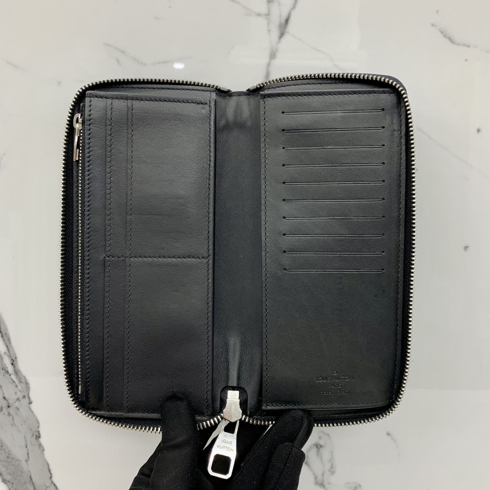 Louis Vuitton Zippy Wallet– TC