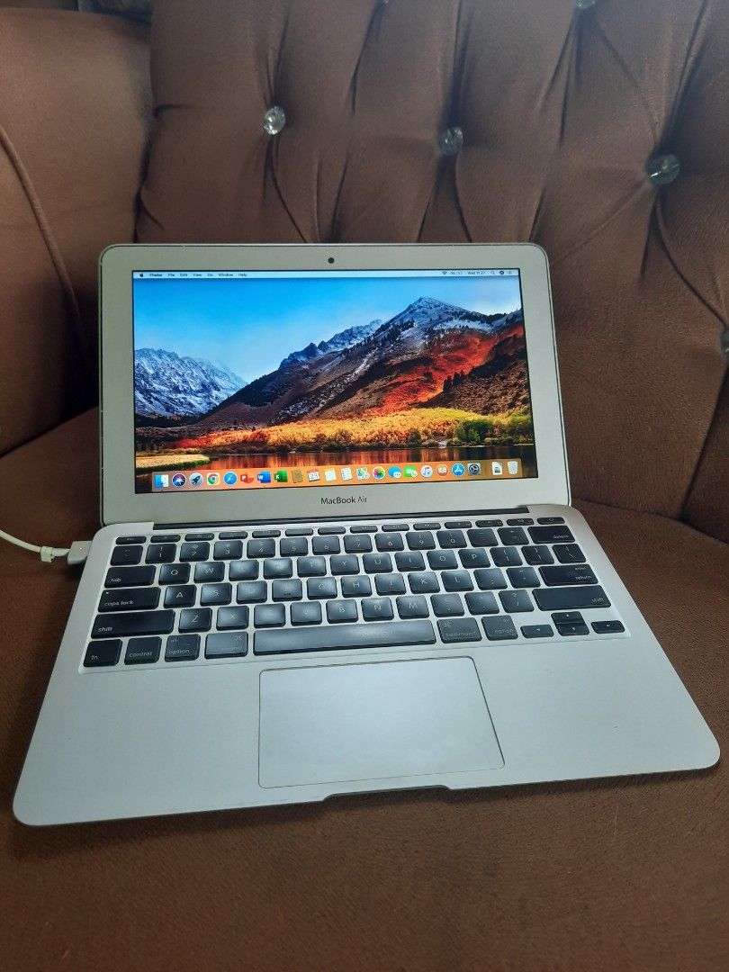 MacBook Air (11-inch, Mid 2012) SSD256GB - タブレット