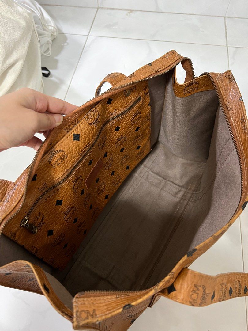 Mcm vintage shop shoulder bag