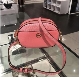 Michael kors cindy dome crossbody bag, Women's Fashion, Bags & Wallets, Cross-body  Bags on Carousell