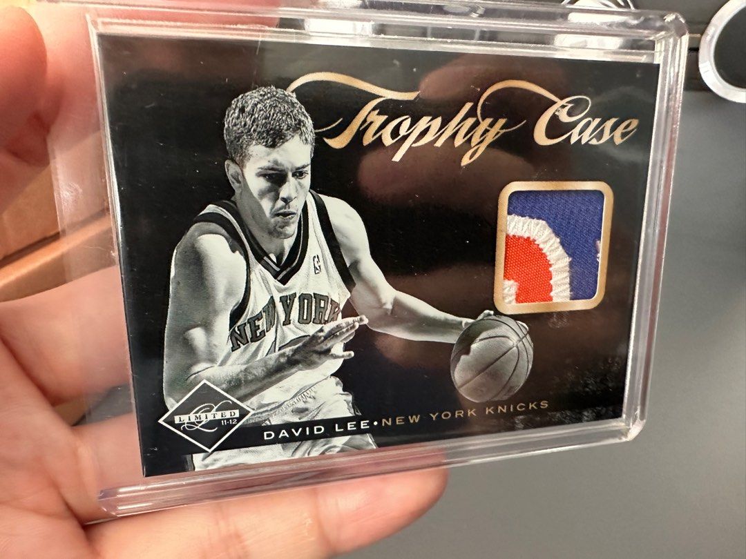 NBA basketball 2011-2012 panini limited trophy case patch prime