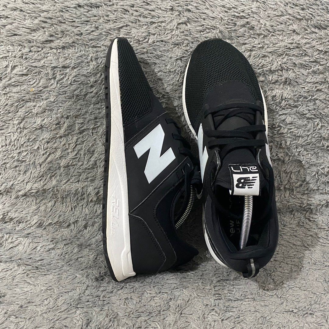 NEW BALANCE 247 CLASIC SIZE 43 Fesyen Pria Sepatu Sneakers di