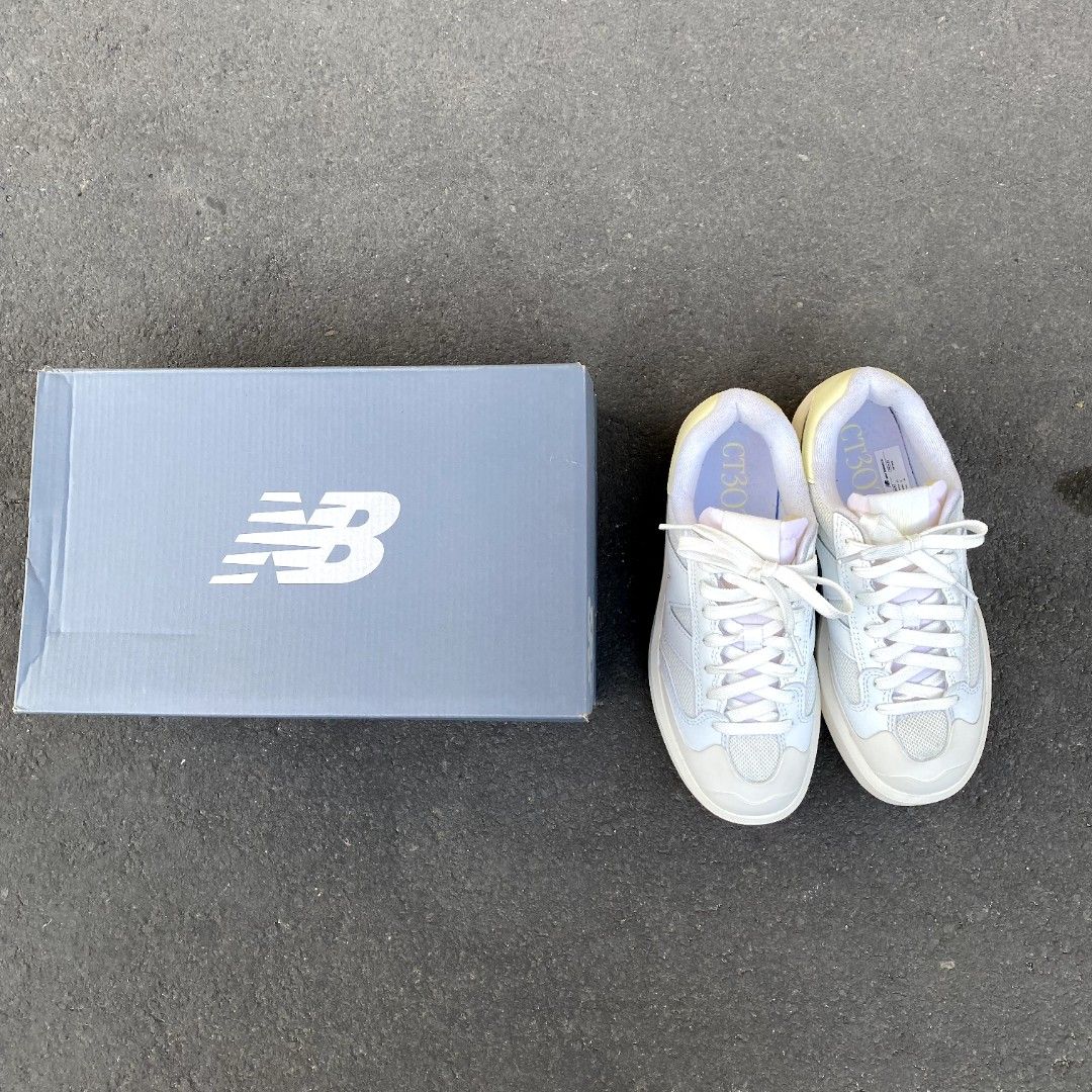 New Balance CT302 Original Like New Footlocker, Fesyen Wanita, Sepatu di Carousell