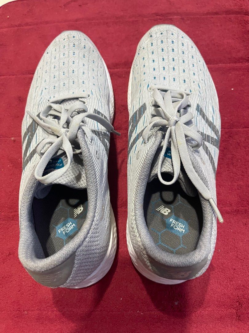 Fresh foam sales running shoes