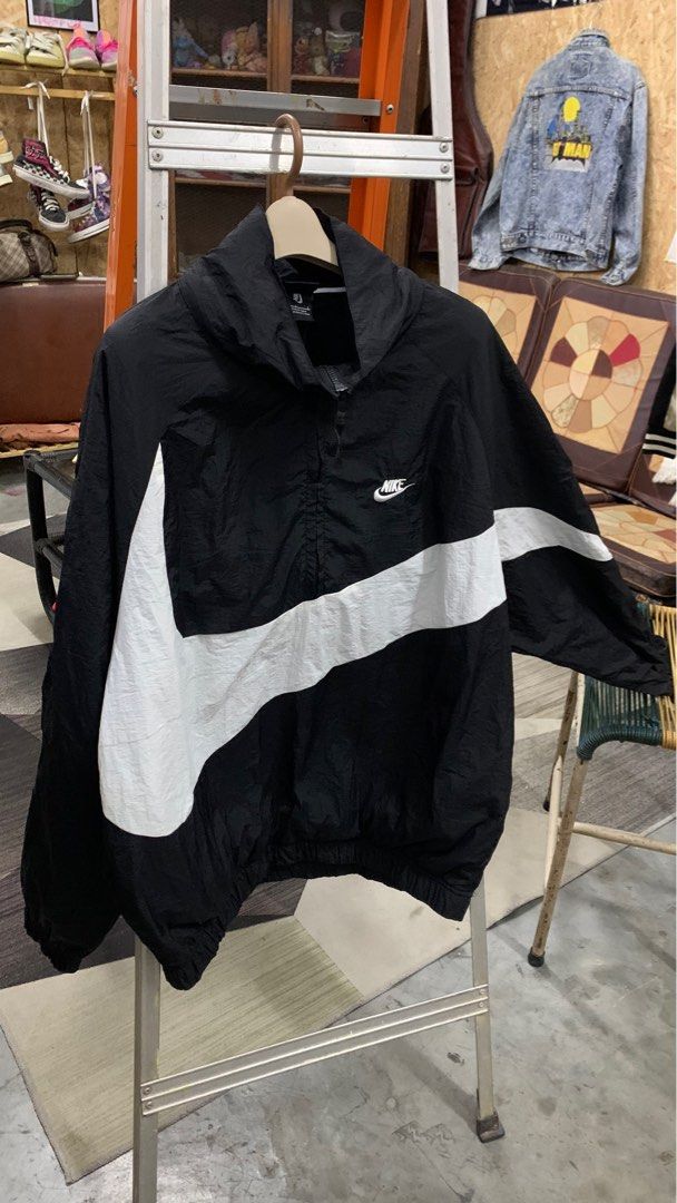 Nike anorak big swoosh