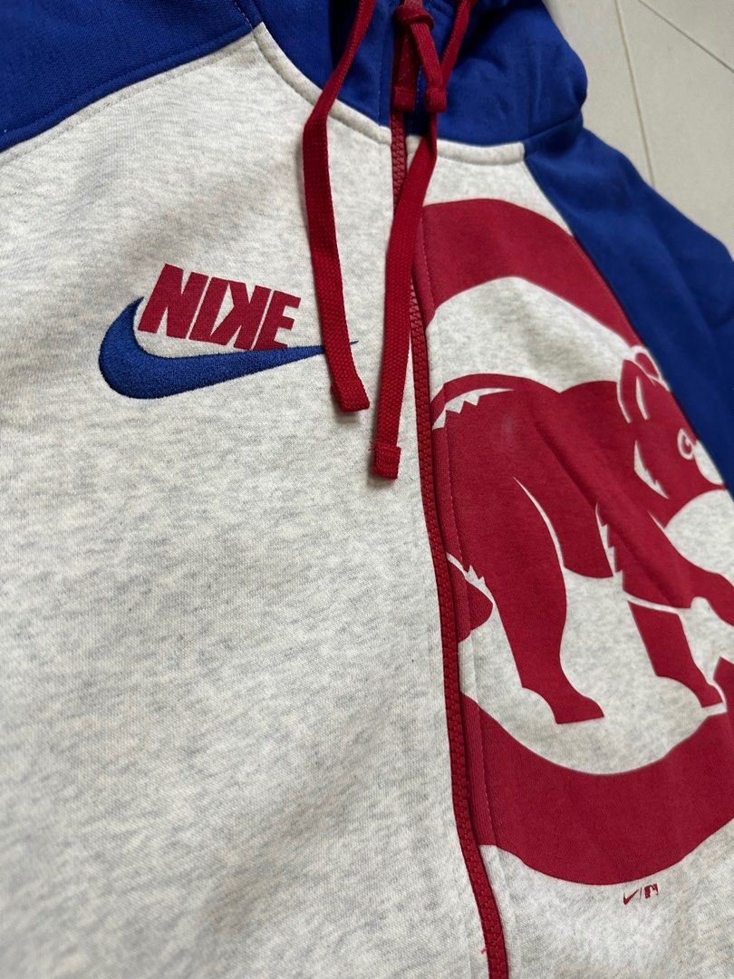 Chicago Cubs Nike Logo Therma Performance Pullover Hoodie - Gray
