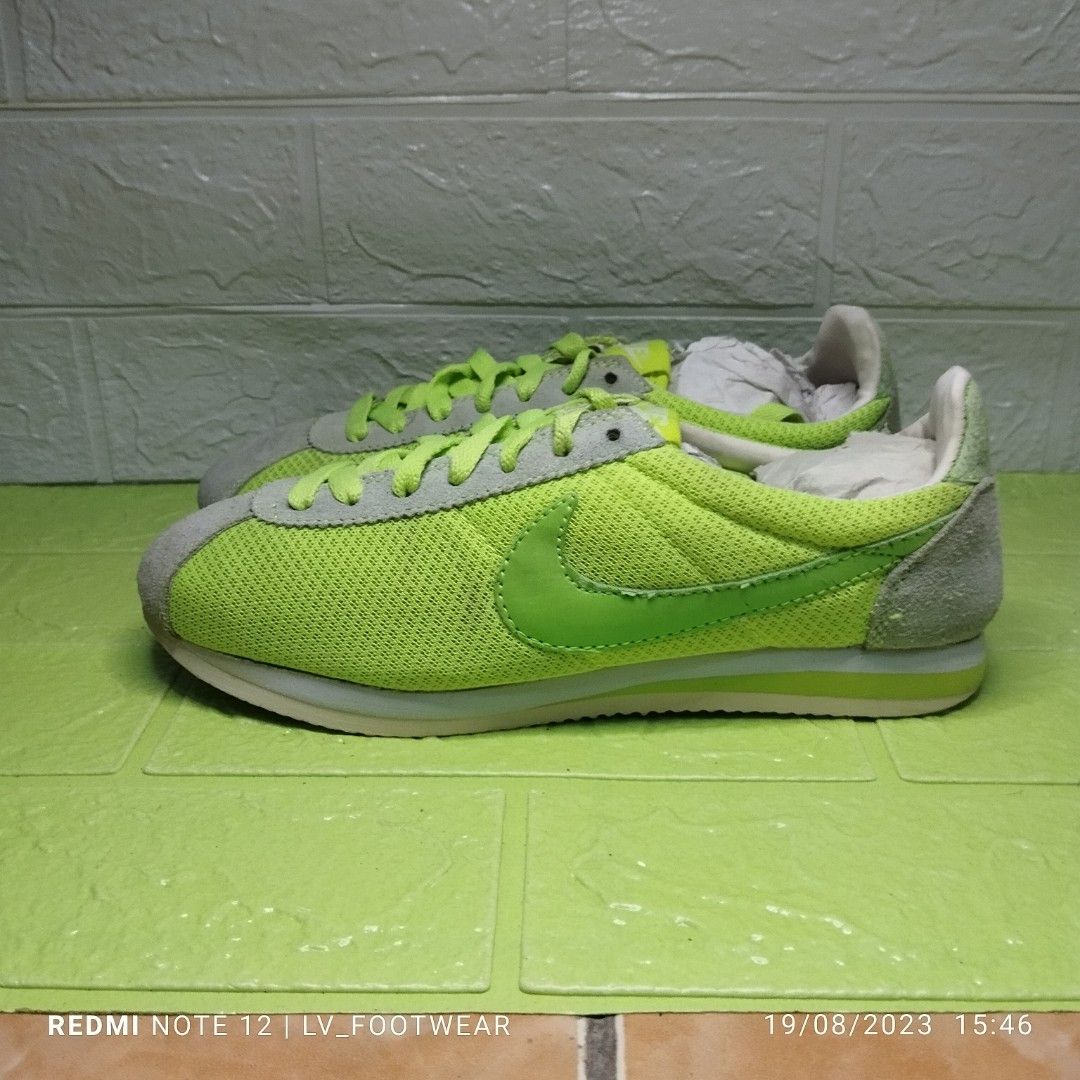 Lime green nike outlet cortez