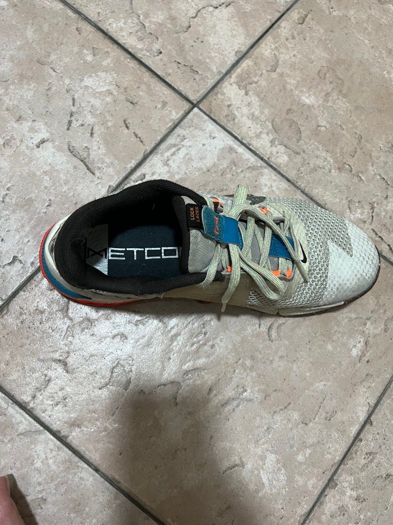 Nike metcon 4 size 11 deals