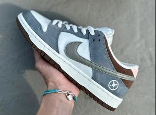 (Category: ) located in . Submitted by sneakerworld_my (Listing ID 1251191718, Image 1). Description: .