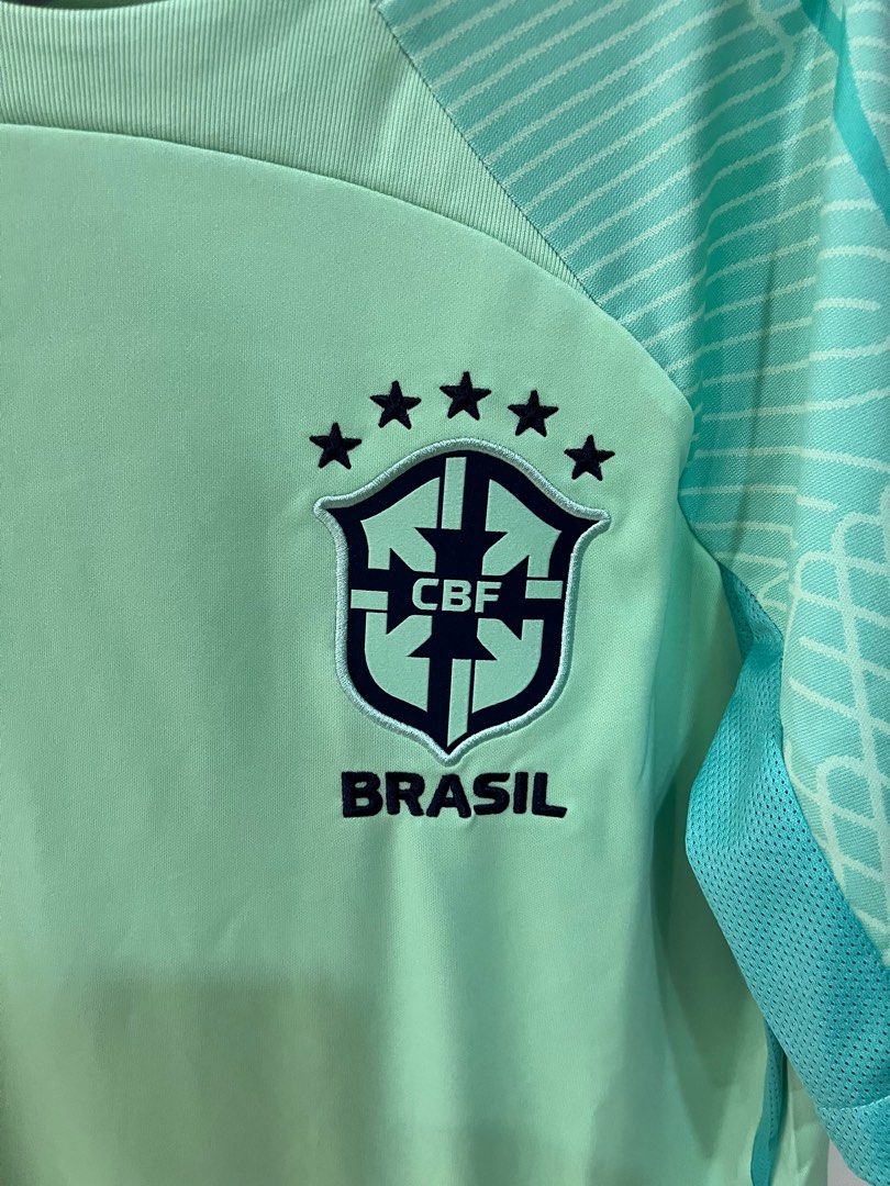 2016-2017 Brazil Nike Core Crest Tee (Green)