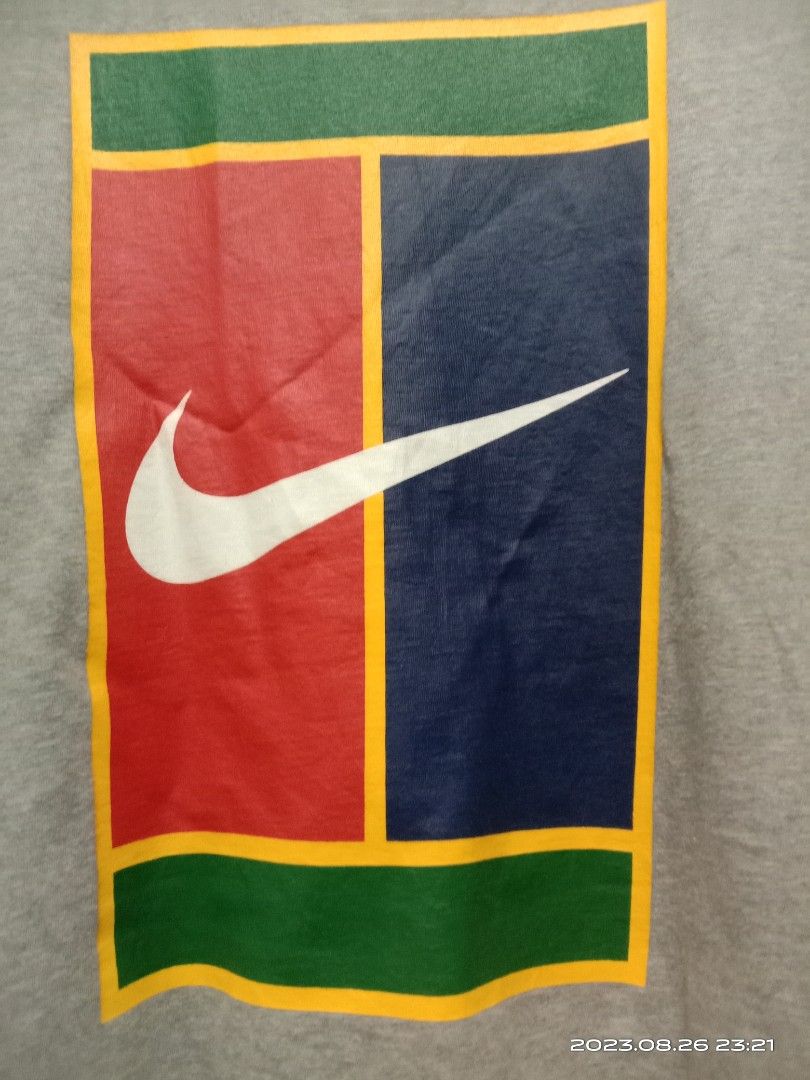 Nike tennis court shirt on Carousell