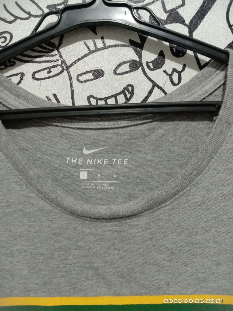 Nike tennis court shirt on Carousell