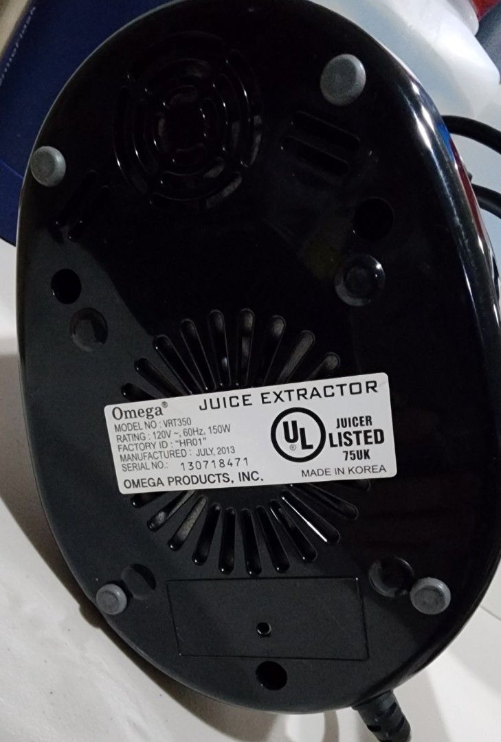 Omega Juicer VRT350 Slow Juicer on Carousell