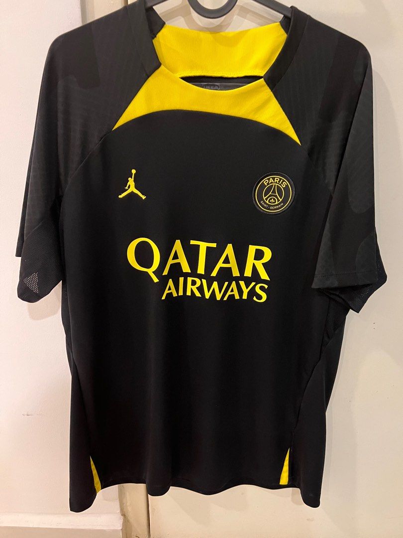 Nike PSG soccer jersey black size L, Men's Fashion, Activewear on Carousell