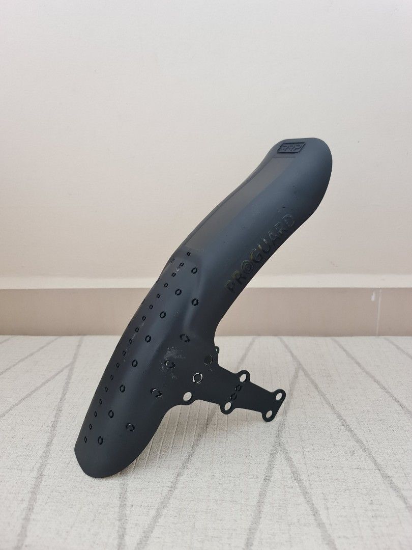 Proguard rear mudguard outlet