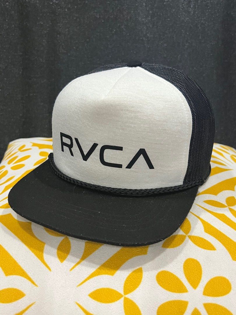 Rvca top trucker hat