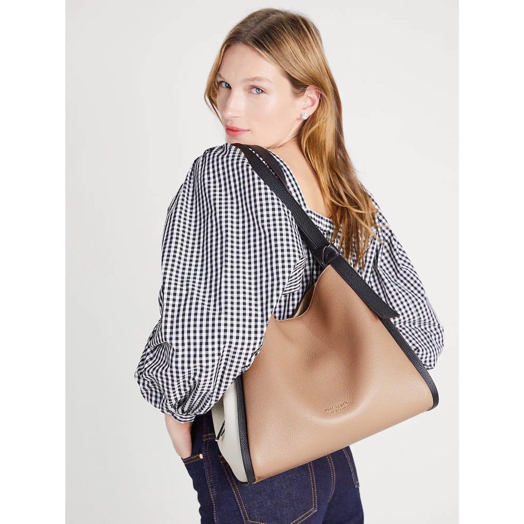 White shoulder bags sale hot sale