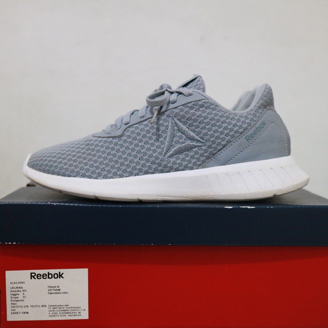 Sepatu jogging reebok discount
