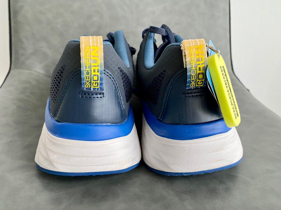 skechers ultra go max cushioning