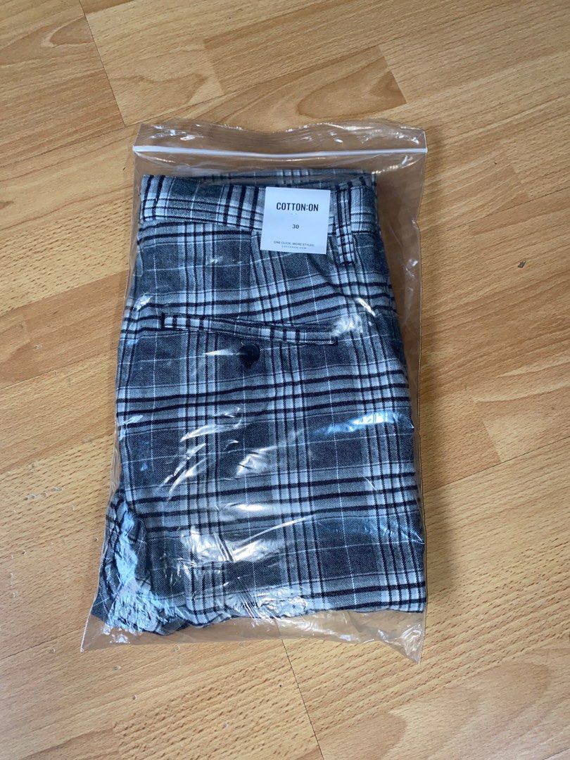 Chino on sale plaid pants