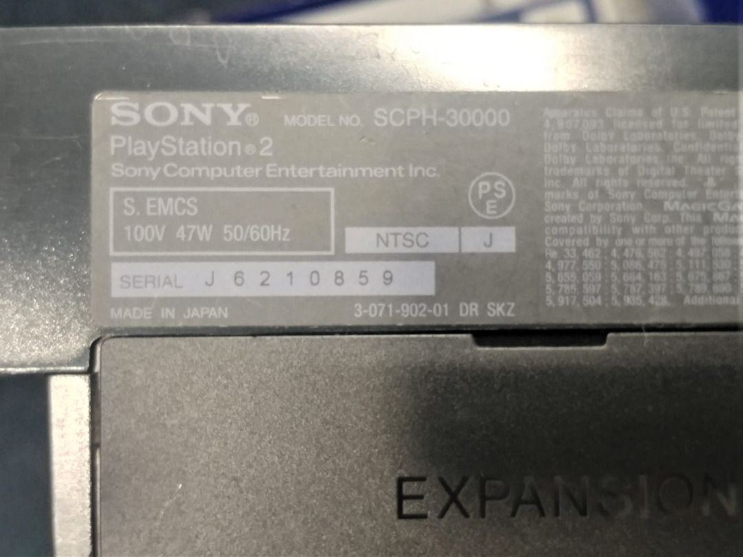 Sony Playstation 2 SCPH-30000 110V 主機(可著機,, 不能讀碟, 有盒及