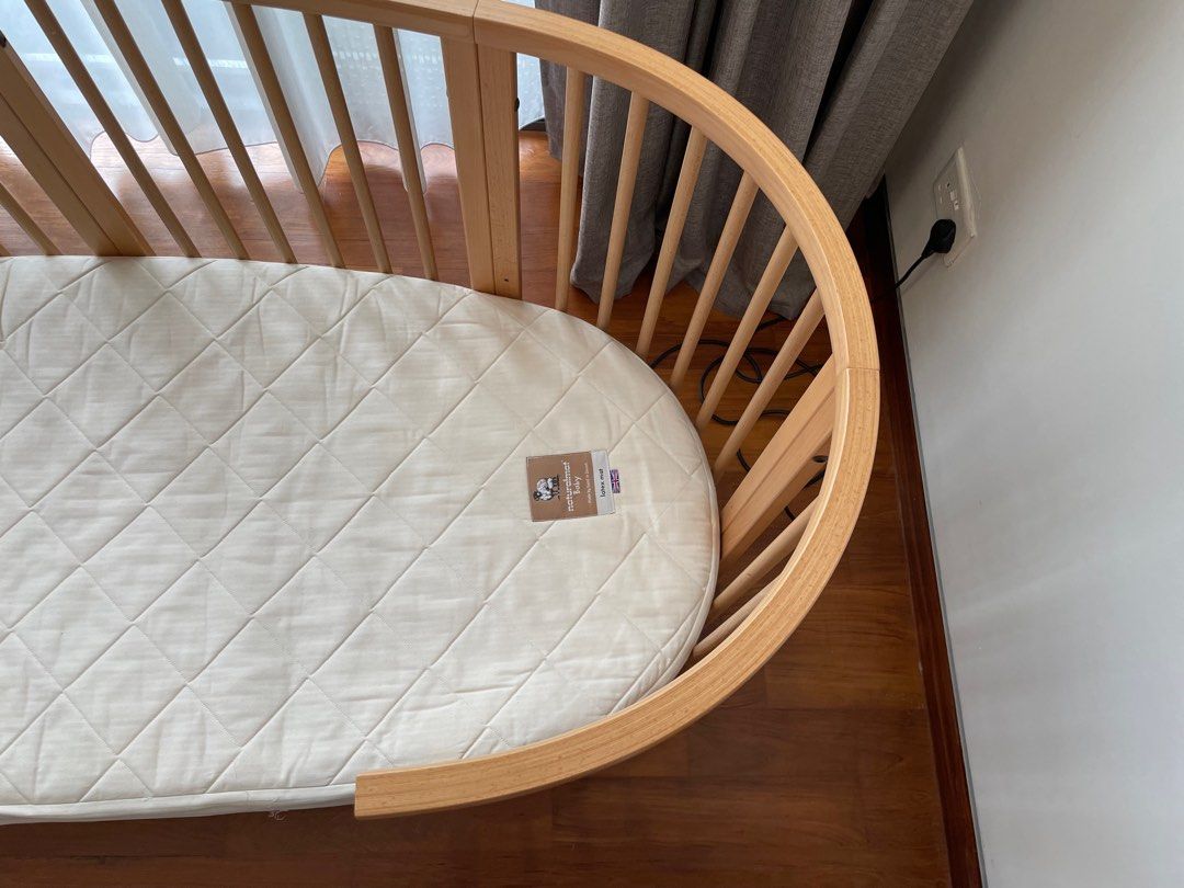 Stokke Sleepi with bed extension kit and Naturalmat Latex junior