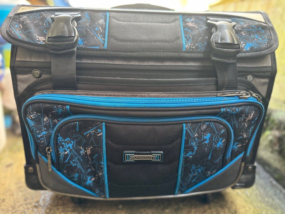 Stroller Bag (Category: Strollers) located in Davao. Submitted by medic.medic (Listing ID 1251123866, Image 1). Description: Stroller Bag (Sparky by Hawk) Used for 5 months only Still very presentable and nice Bought it at 4,899.00 *Comes complete with rain cover, lunch bag, water bottle bag and 1 pouch bag. This item is quite heavy so pick up only or meet half way. Pwede din 3rd party delivery shouldered by the buyer. Item location: Davao City.