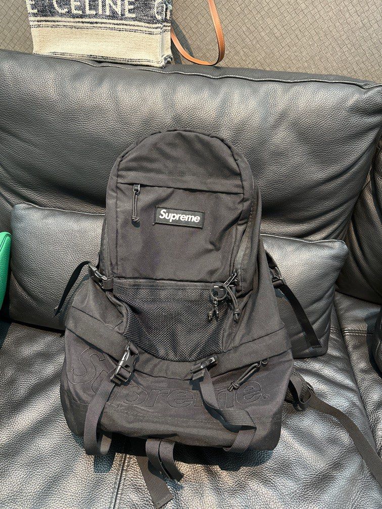Supreme 39th Black bag pack 39代背囊黑色, 男裝, 袋, 背包- Carousell