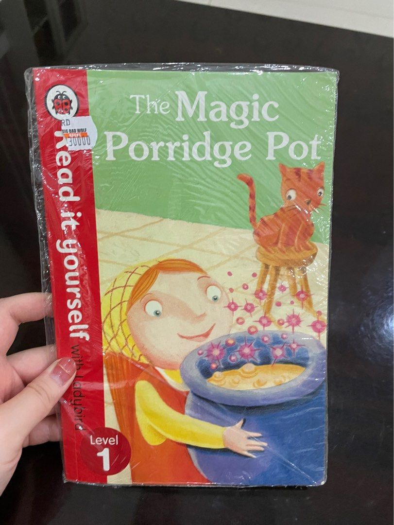 The magic porridge pot, Buku & Alat Tulis, Buku Anak-Anak di Carousell