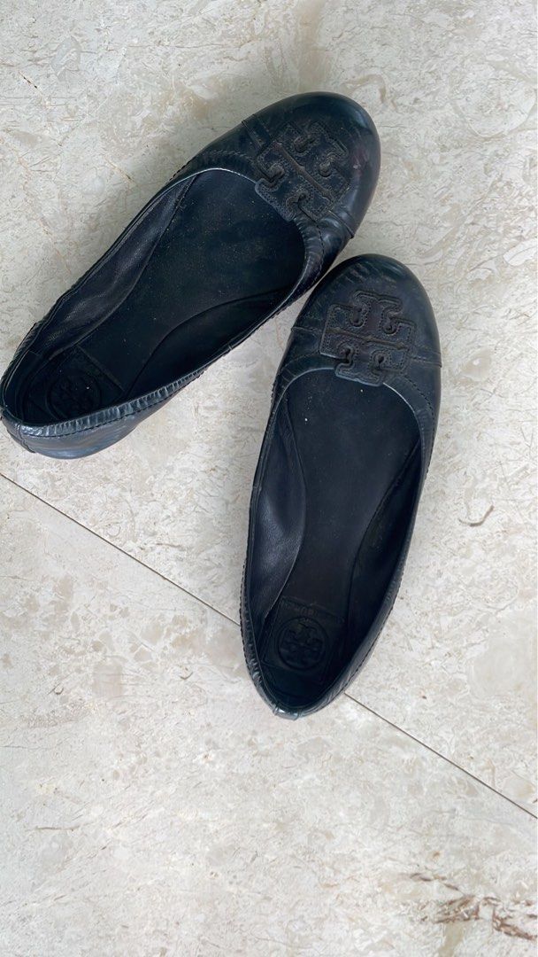 Tory Burch flats Women s Fashion Footwear Flats on Carousell