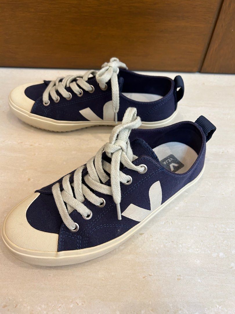 Veja blue sales
