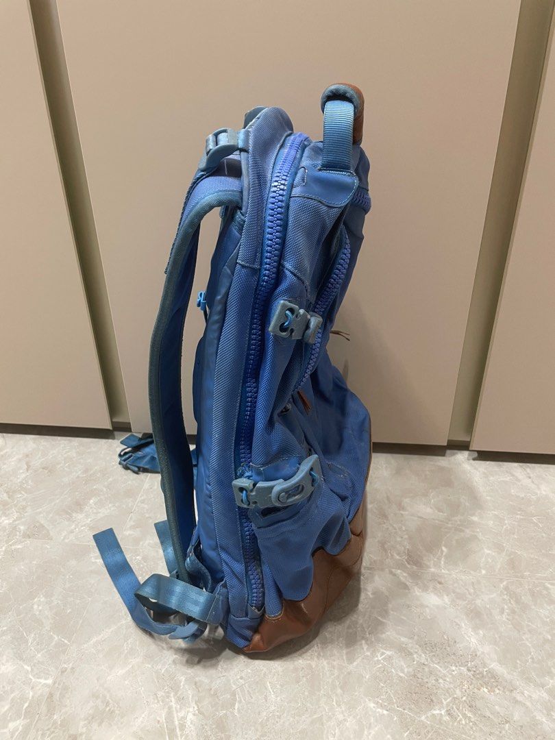 Visvim Backpack （分類：背包）位於 Hong Kong。 由 vagabondwk 提交（商品編號 1251133450，圖片 5）。簡介： Condition refer to photos Tags: Visvim / Supreme / A Bathing Ape / Stussy / Private White VC / Fred Perry / Ben Sherman / Tommy Hilfiger / Rocky Mountain / Patagonia / Jack Wills / Lacost / Human Made / Neighbourhood / Union Made / Vintage / Workwear / Army / Military / Classic / Ivy/ Retro / Reproduction。