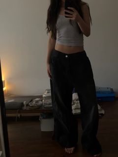 (Category: ) located in . Submitted by eeyhorwears (Listing ID 1251103232, Image 1). Description: .