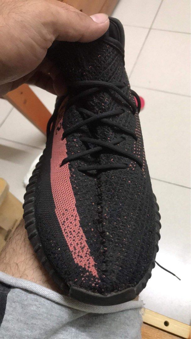 Yeezy 350 v2 outlet boost black red
