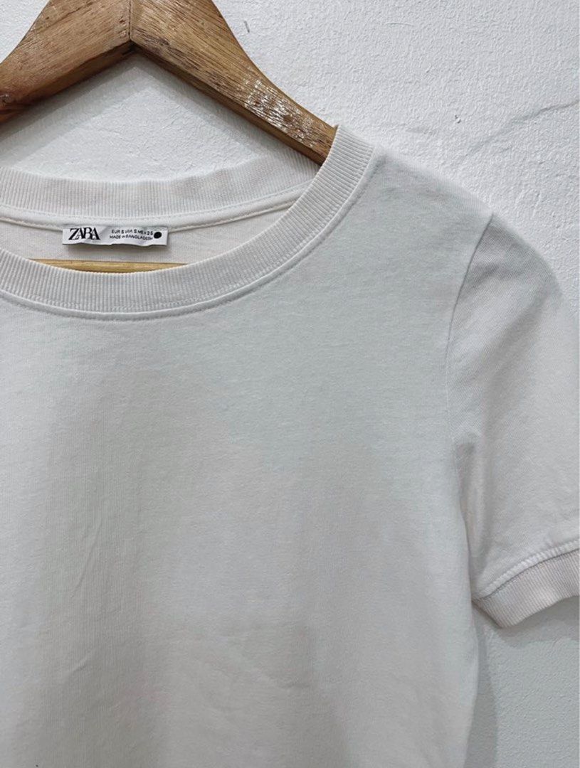Zara Shirt (Category: Shirts) located in Cainta. Submitted by heydeclutterist (Listing ID 1251229600, Image 2). Description: Zara white shirt. Fits xs-small. Perfect for everyday wear. .