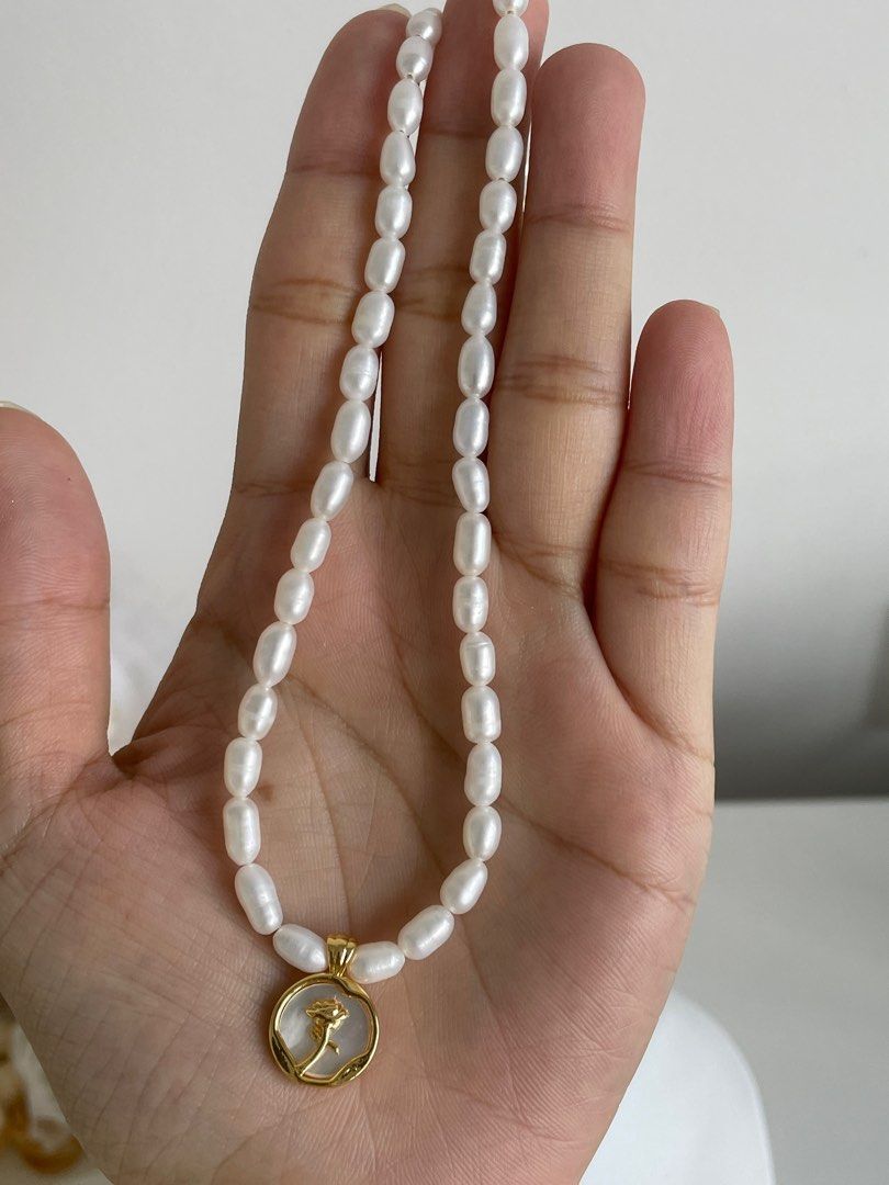 Gold tone new arrivals pearl necklace