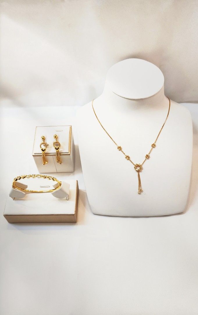916 Gold Beads and Hearts Jewellery